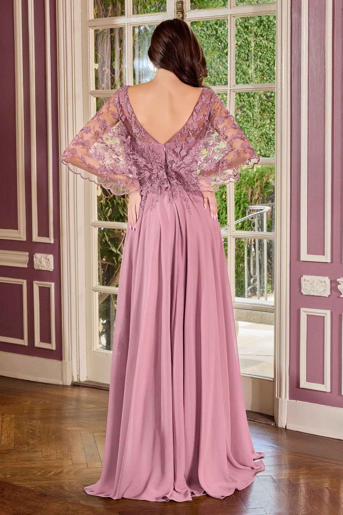 Ladivine CL10 Vestido largo de cuello en V con corpiño de encaje y línea A para Madre de la Novia