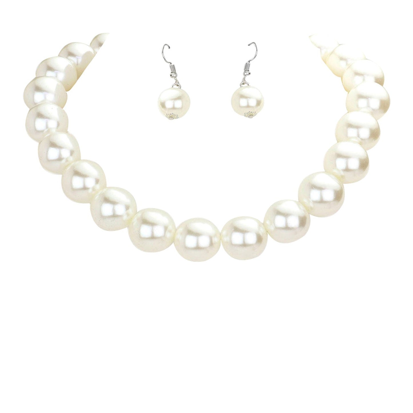 Oversized Pearl Necklace