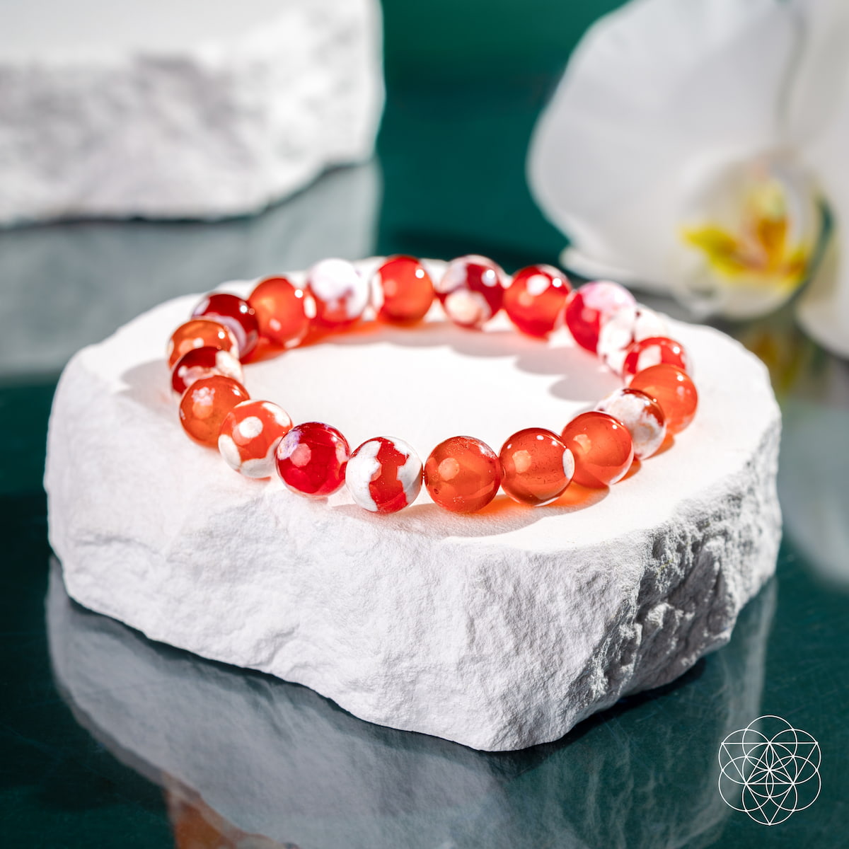Fuerza Femenina – Pulsera de Ágata Orca y Cornalina