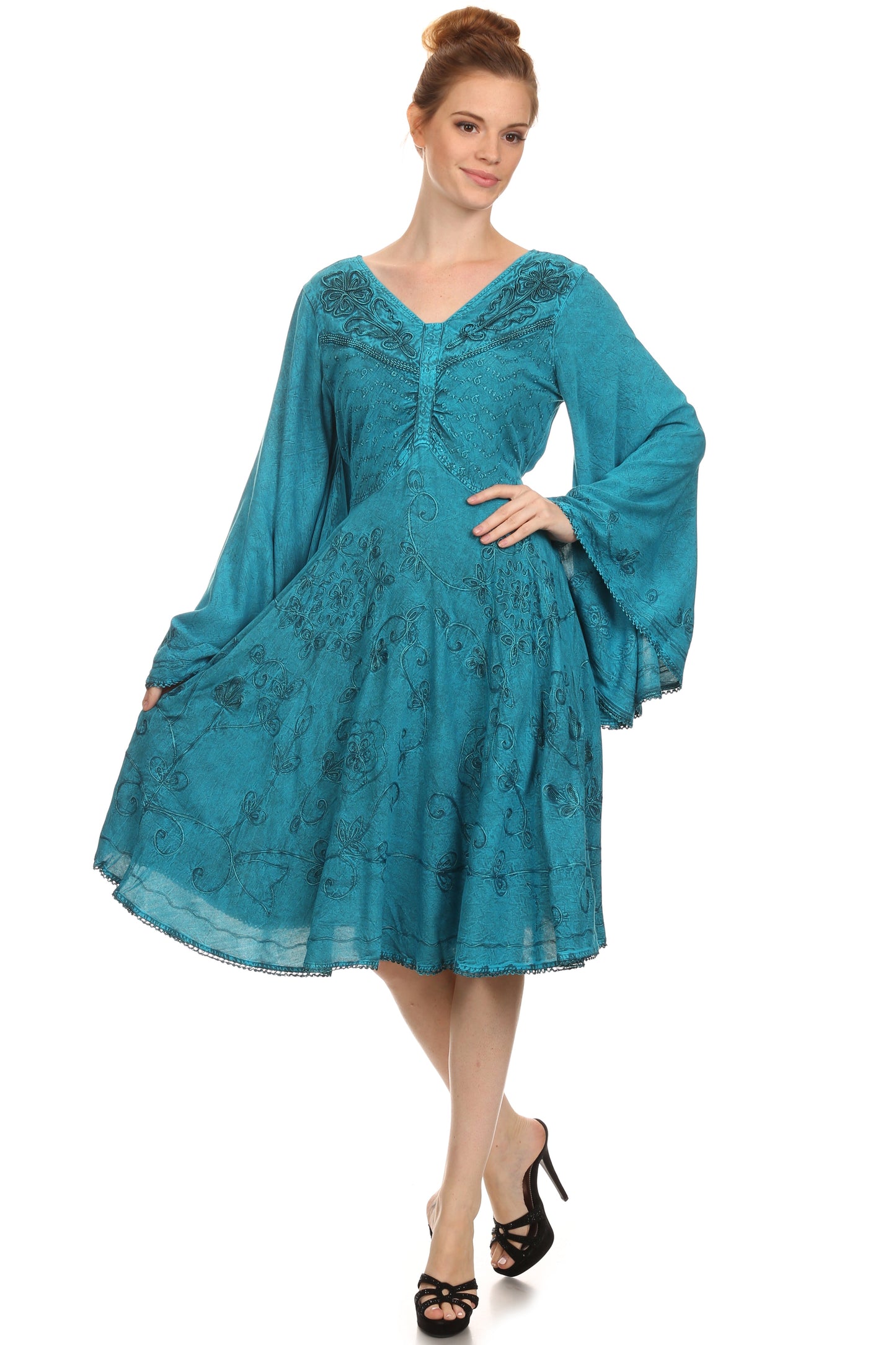 Vestido bohemio Sakkas Addyson de manga larga con cuello caído y bordados