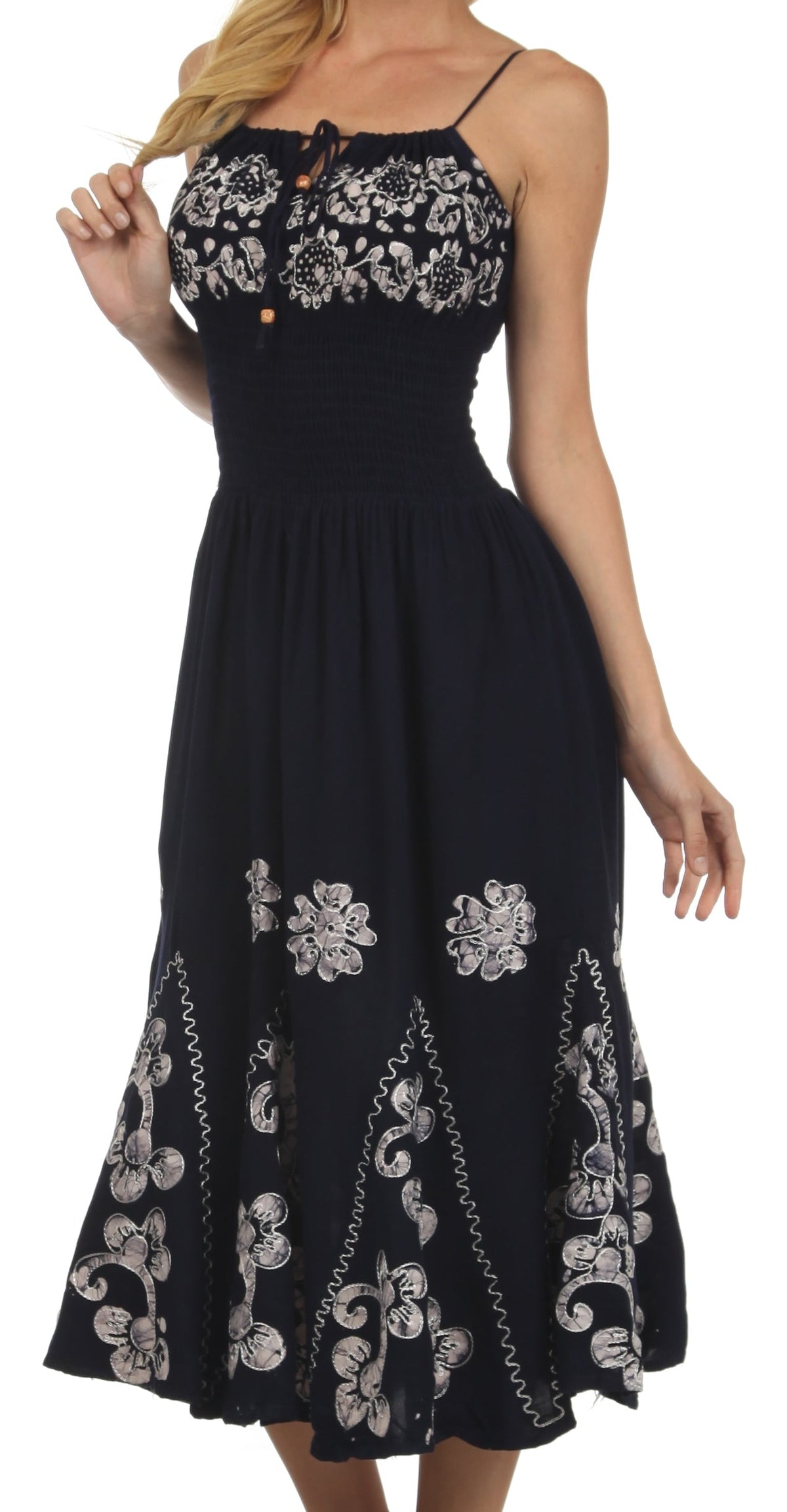 Vestido con bordados Batik de Sakkas con cintura imperio