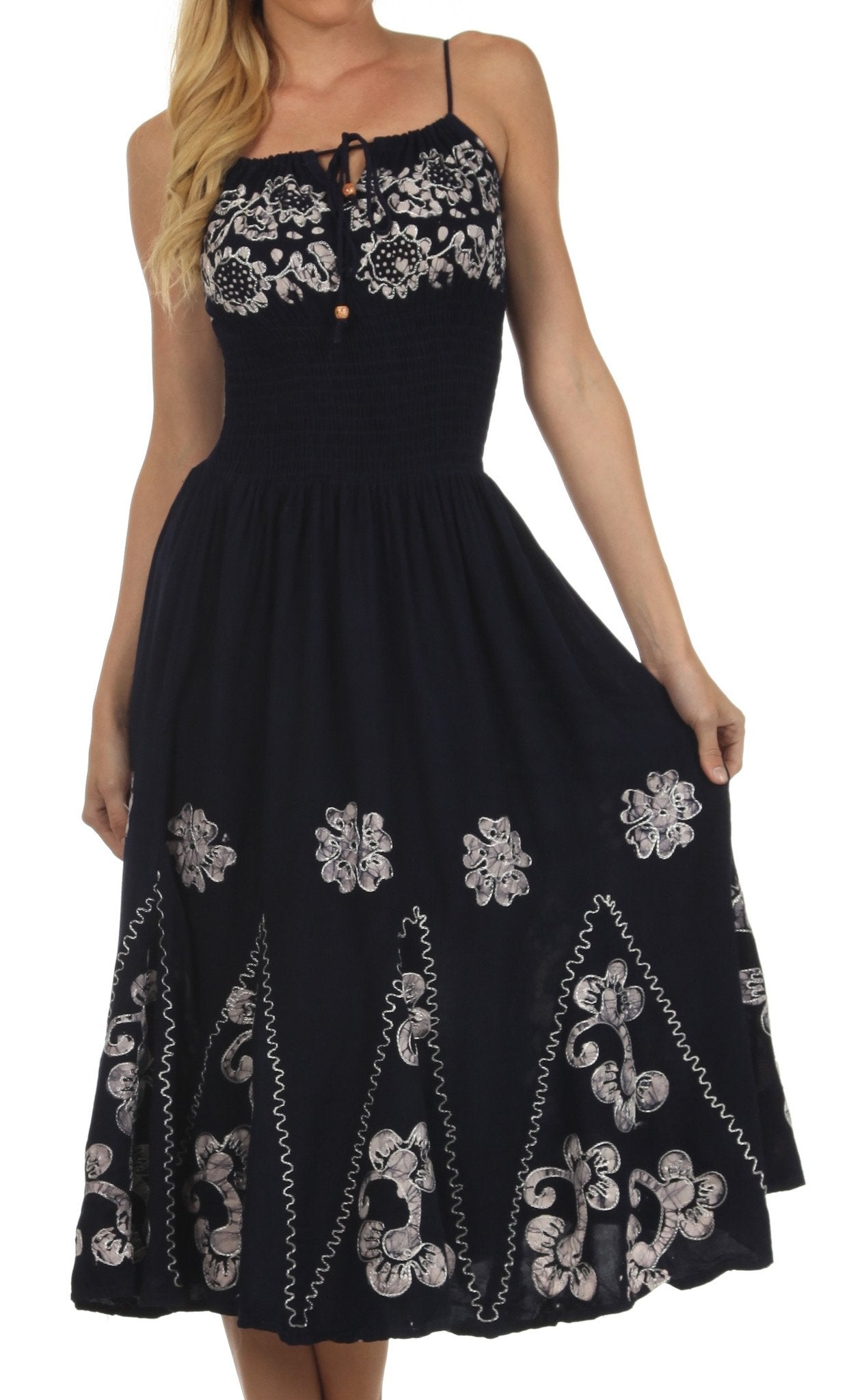 Vestido con bordados Batik de Sakkas con cintura imperio
