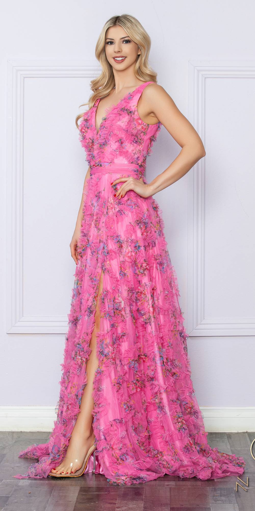 Vestido de noche largo con estampado floral, escote en V y corte en A Nox Anabel E1445