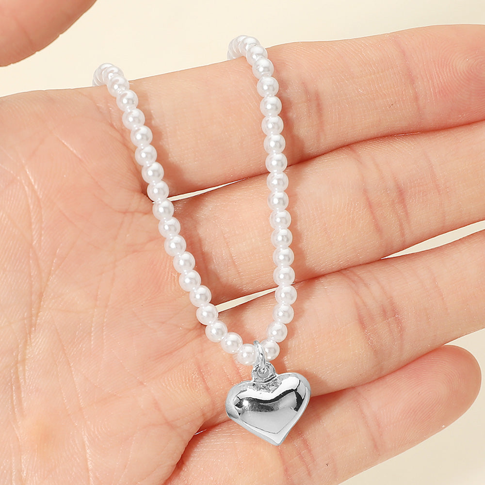 Dainty Heart Pendant Pearl Beaded Chain Necklace