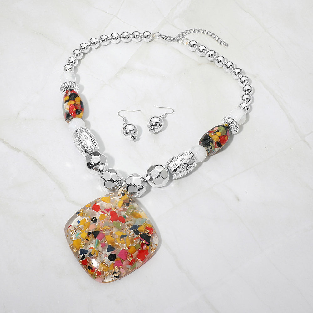 Abstract Resin Pendant Accent Chunky Statement Necklace