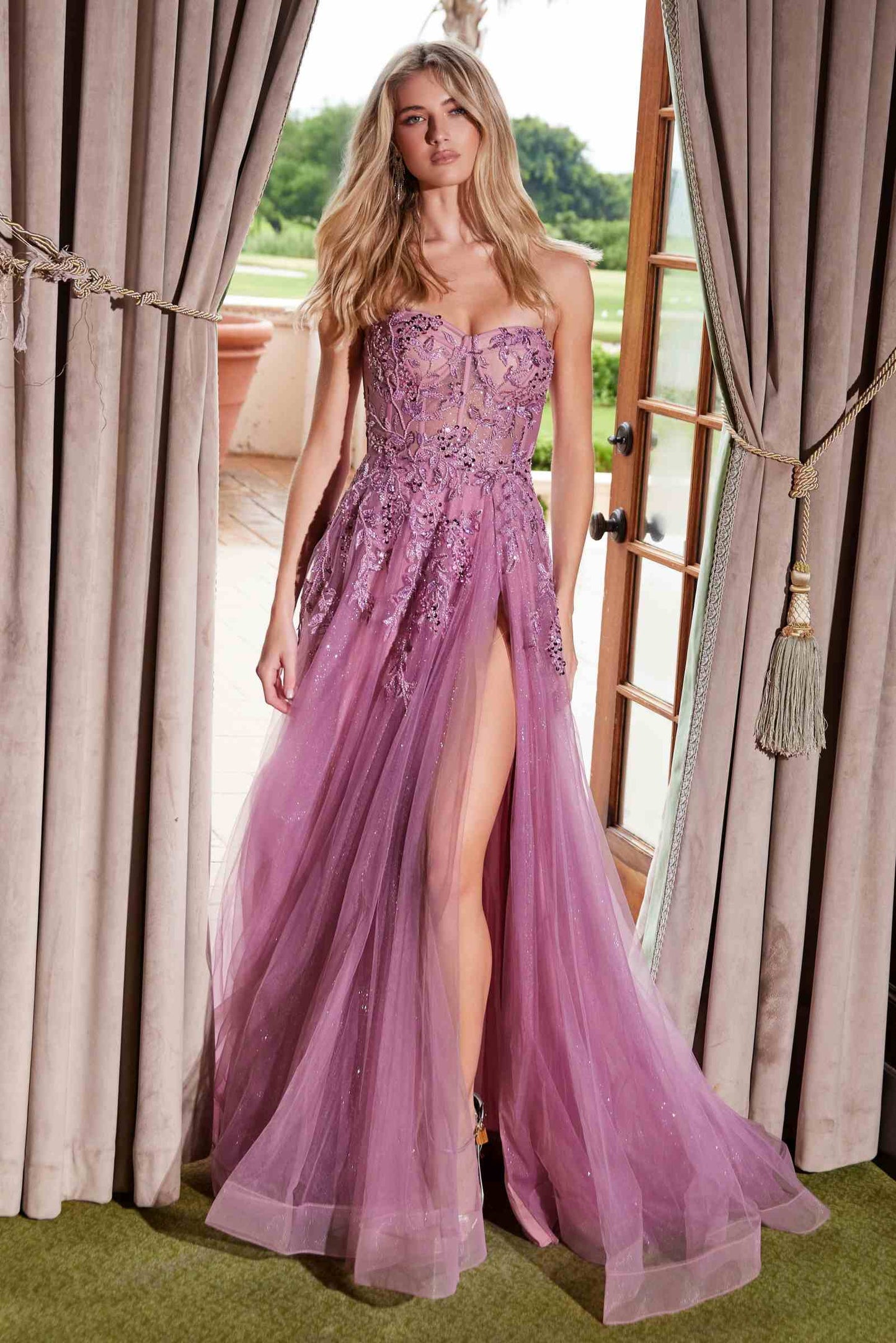 Nox Anabel G1371 Vestido Largo de Tul Corte A con Escote Corazón y Aplicaciones de Lentejuelas