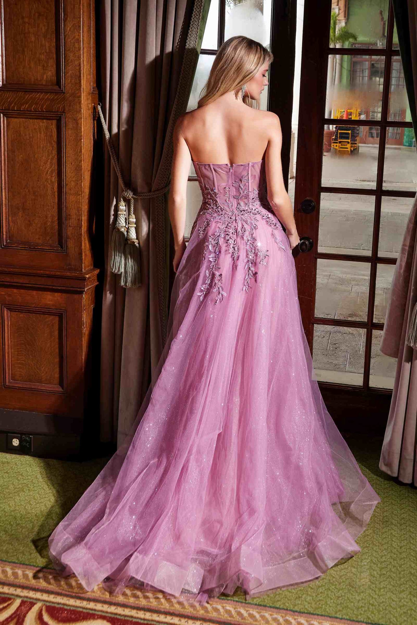 Nox Anabel G1371 Vestido Largo de Tul Corte A con Escote Corazón y Aplicaciones de Lentejuelas