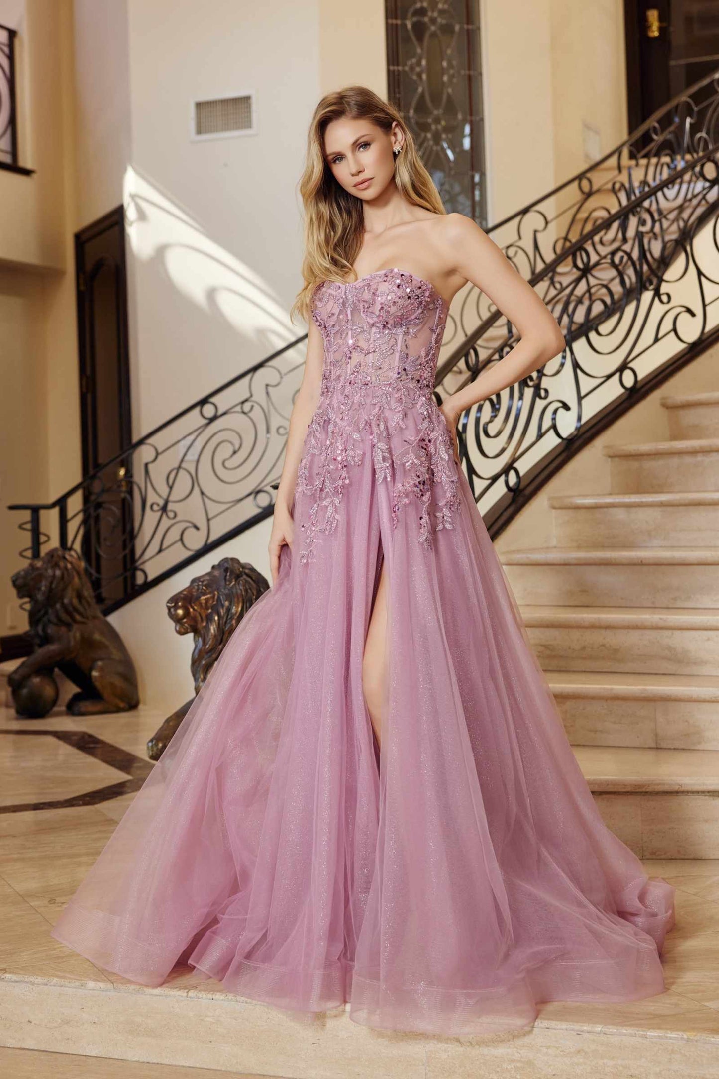 Nox Anabel G1371 Vestido Largo de Tul Corte A con Escote Corazón y Aplicaciones de Lentejuelas