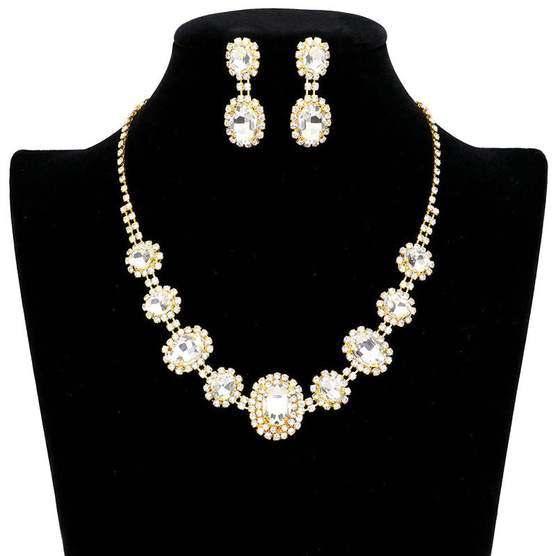 Oval Stone Accented Rhinestone Trimmed Necklace