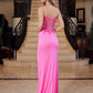 Vestido de satén brillante con bordado floral y abertura Nox Anabel H1670