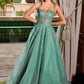 Vestido de línea A con escote corazón y apliques florales Nox Anabel H1682