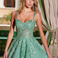 Vestido de línea A con escote corazón y apliques florales Nox Anabel H1682