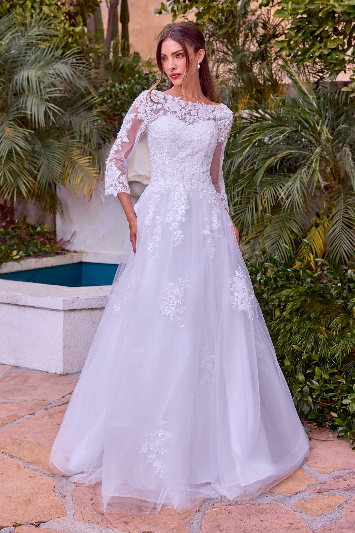 Ladivine J883W Vestido de novia acampanado corte A manga larga apliques de encaje