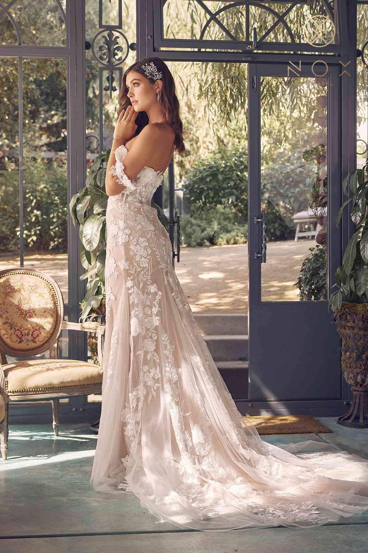 Vestido de novia largo sin hombros entallado bordado Nox Anabel JE974