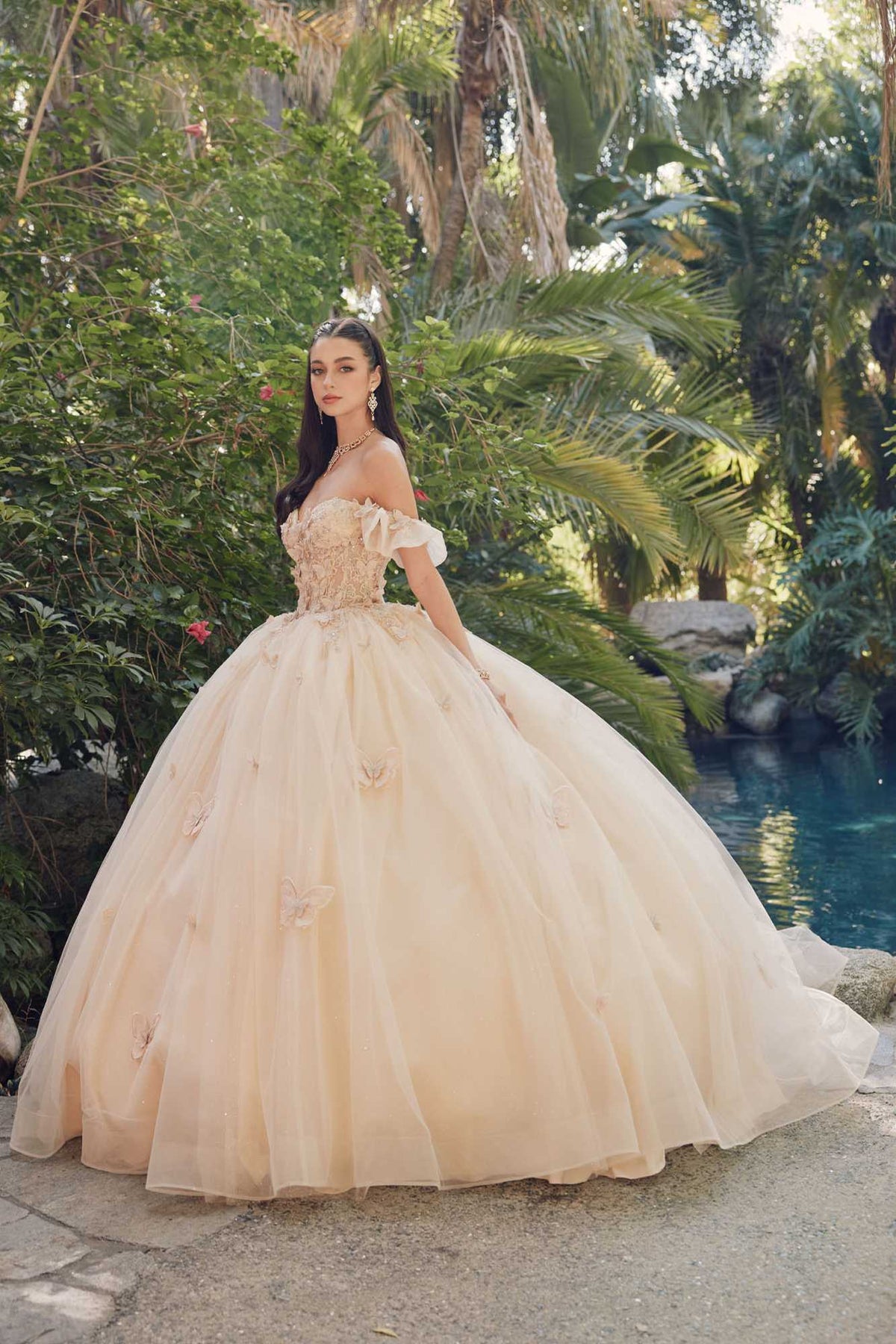 Vestido de quinceañera abullonado con hombros descubiertos estilo A-Line Juliet JT1448J