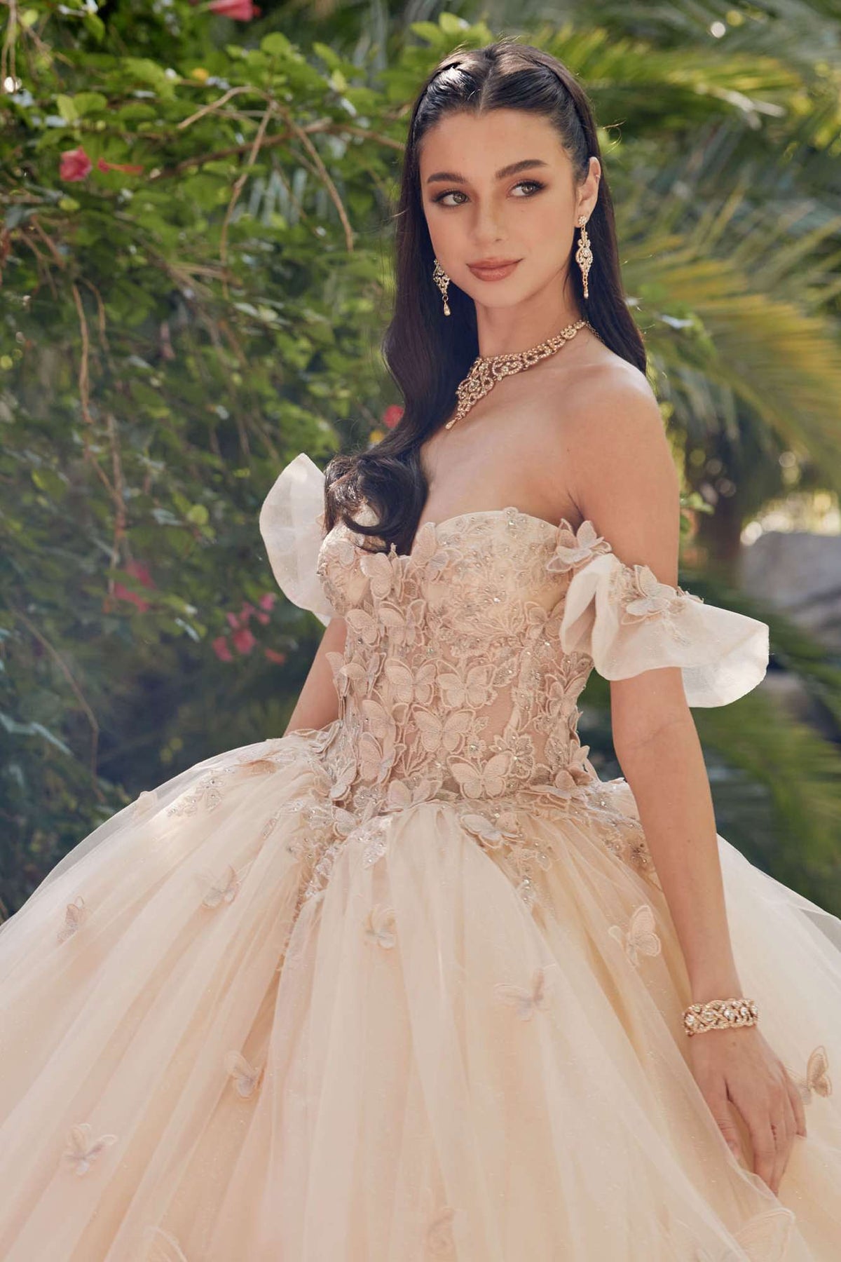 Vestido de quinceañera abullonado con hombros descubiertos estilo A-Line Juliet JT1448J