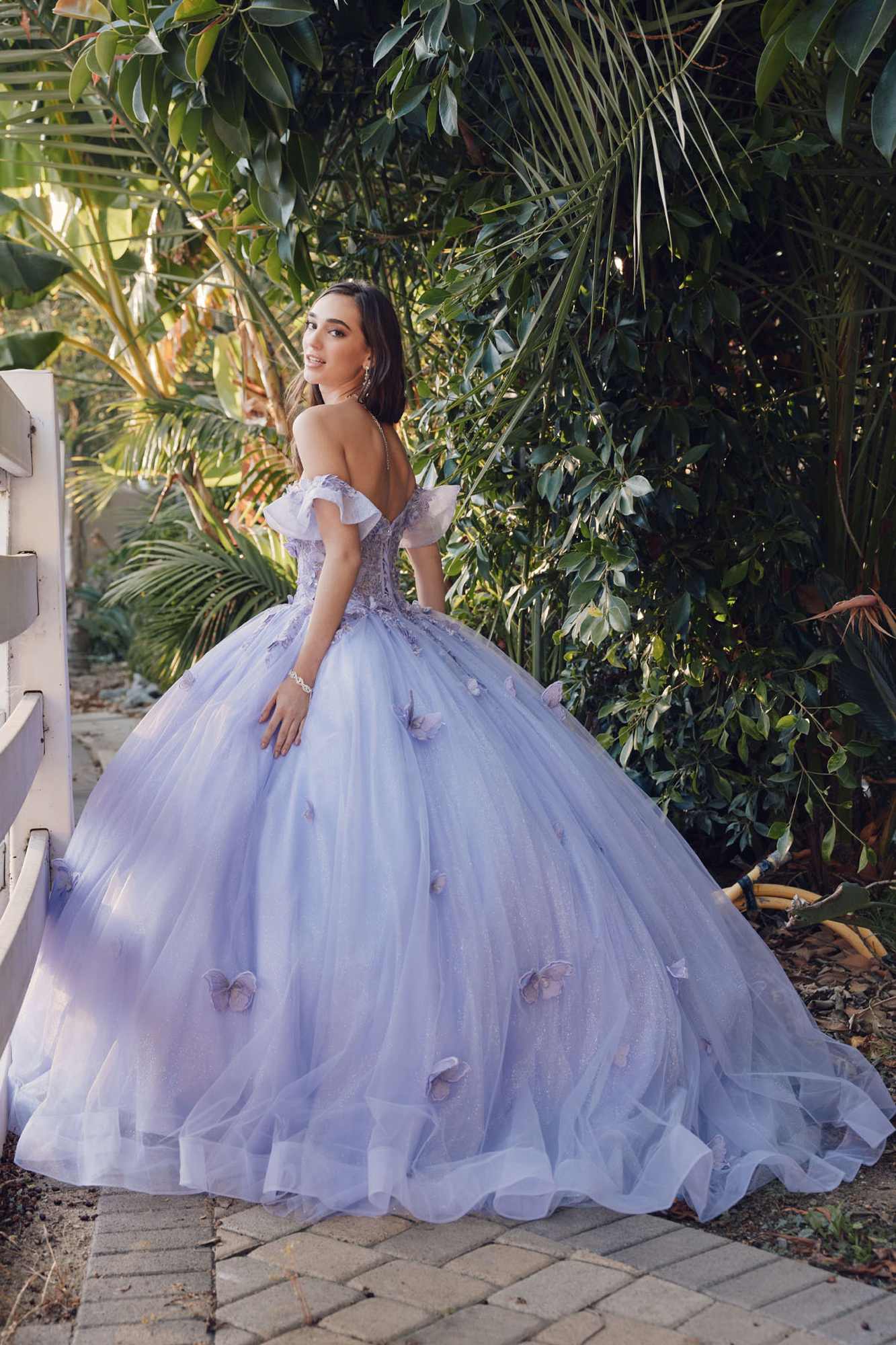 Vestido de quinceañera abullonado con hombros descubiertos estilo A-Line Juliet JT1448J