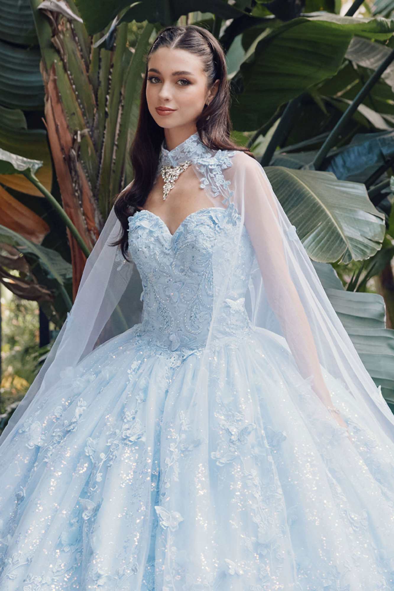 Vestido de Quinceañera Juliet JT1449J Estraple Abullonado con Escote Corazón Incluye Capa