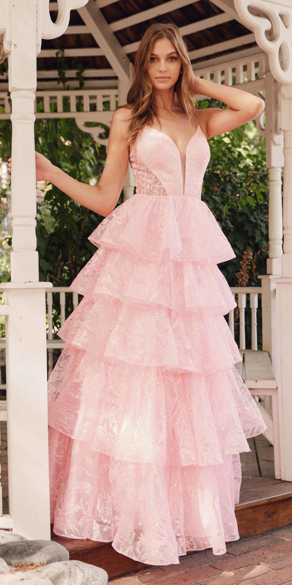 Vestido Largo de Noche A-Line en Capas con Estampado Brillante Juliet JT2438K