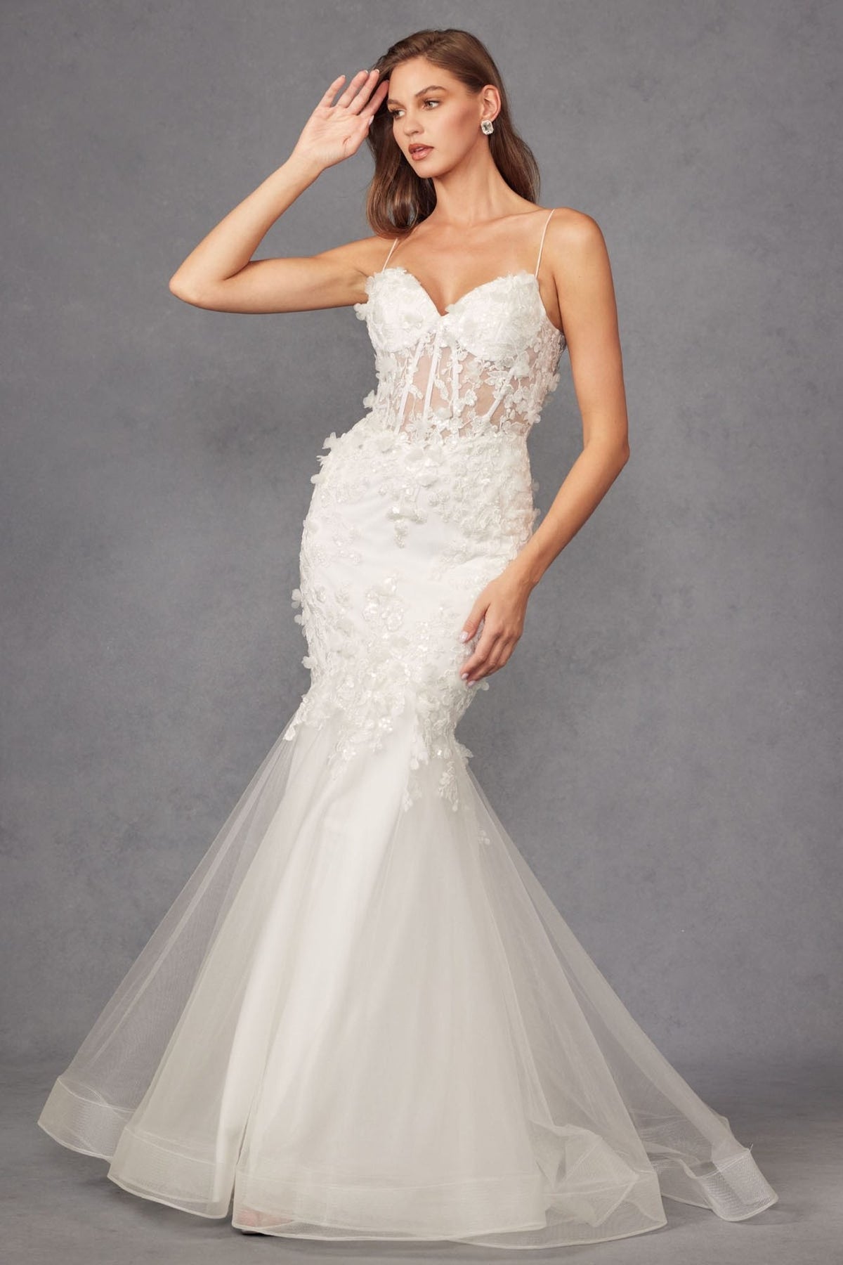 Vestido de trompeta largo con escote corazón, corpiño deshuesado y adornado Juliet JT2469KW