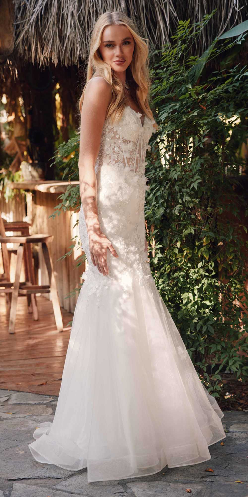 Vestido de trompeta largo con escote corazón, corpiño deshuesado y adornado Juliet JT2469KW