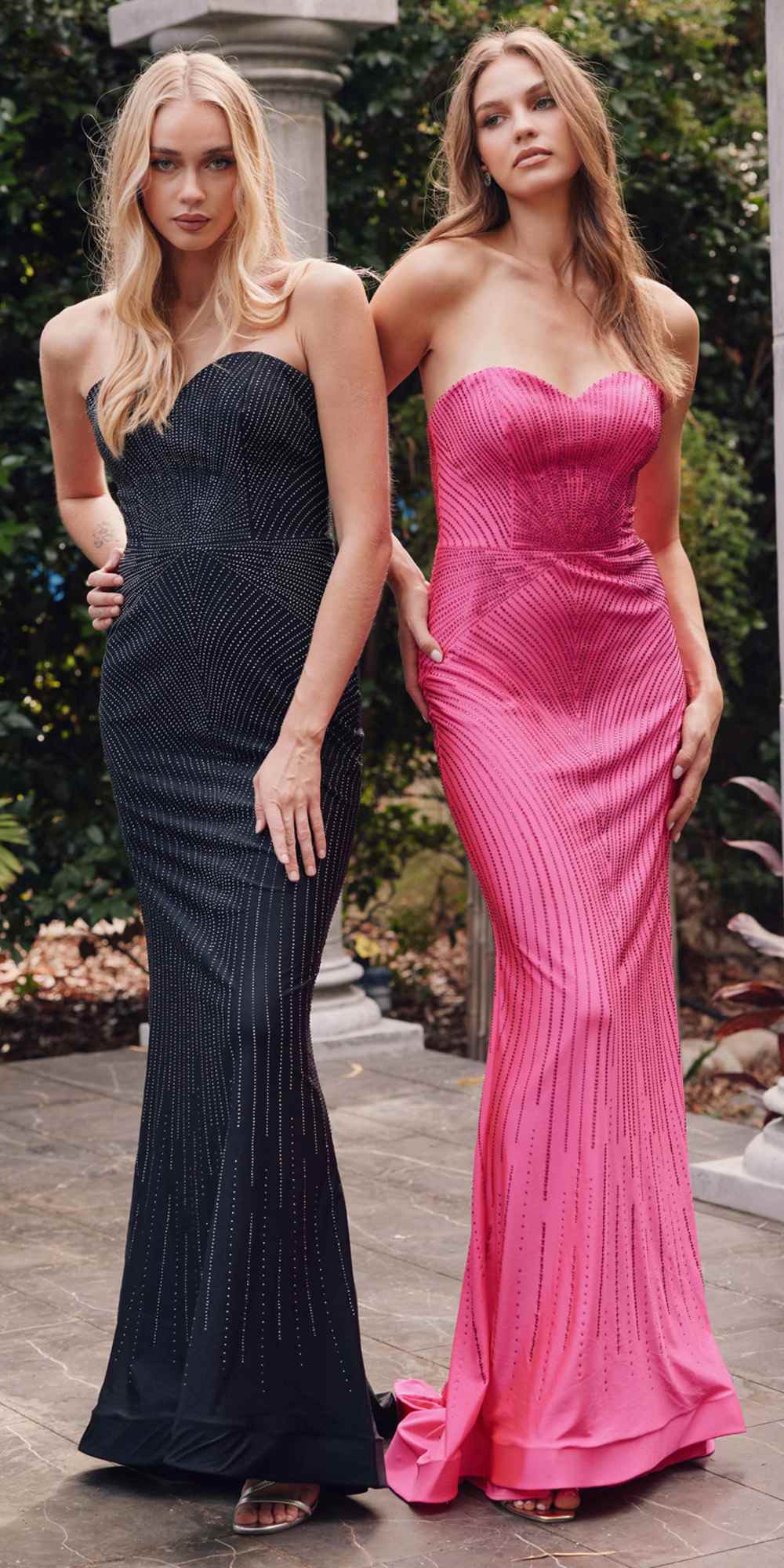 Vestido largo ajustado sin tirantes con escote corazón y detalles de pedrería Juliet JT2472R