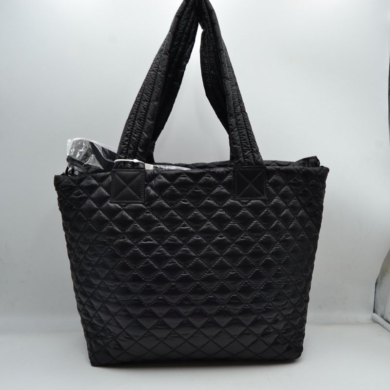 Quilted Tote Bag with Padded Dual Handles