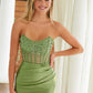 Vestido sin tirantes Nox Anabel K1520 con cintura deshuesada transparente y cadera fruncida
