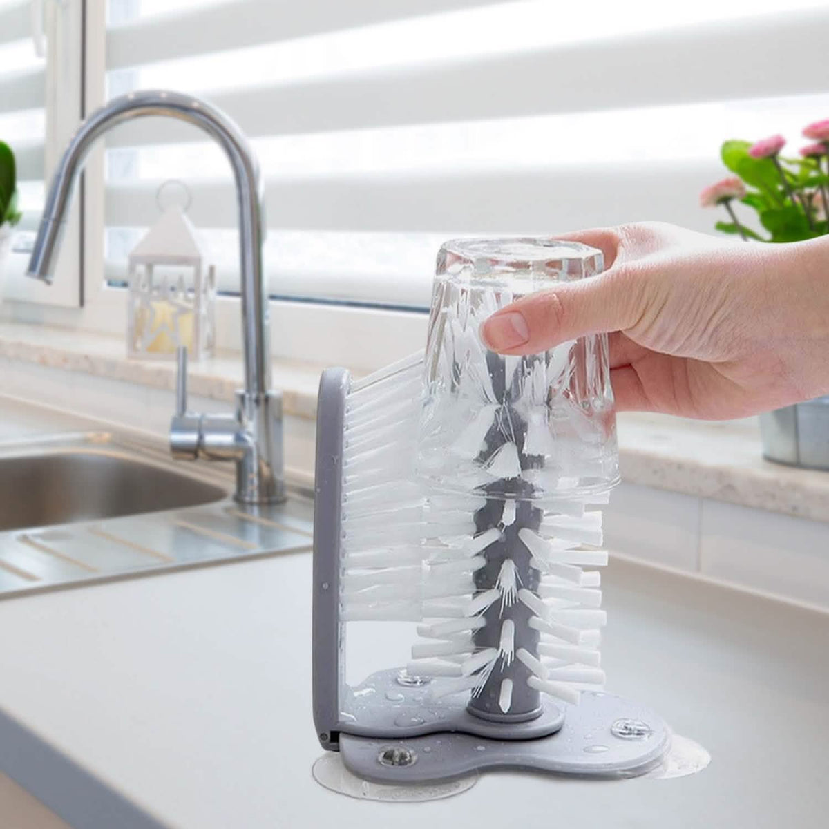 Cepillo para limpiar botellas de agua con base de succión para vasos de cerveza, vasos de pie alto, copas de vino para bar y cocina