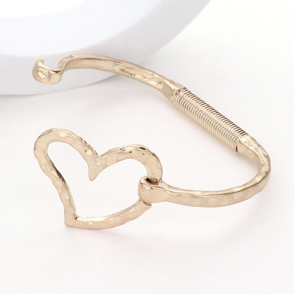 Women's Hammered Metal Heart Hook Bracelet