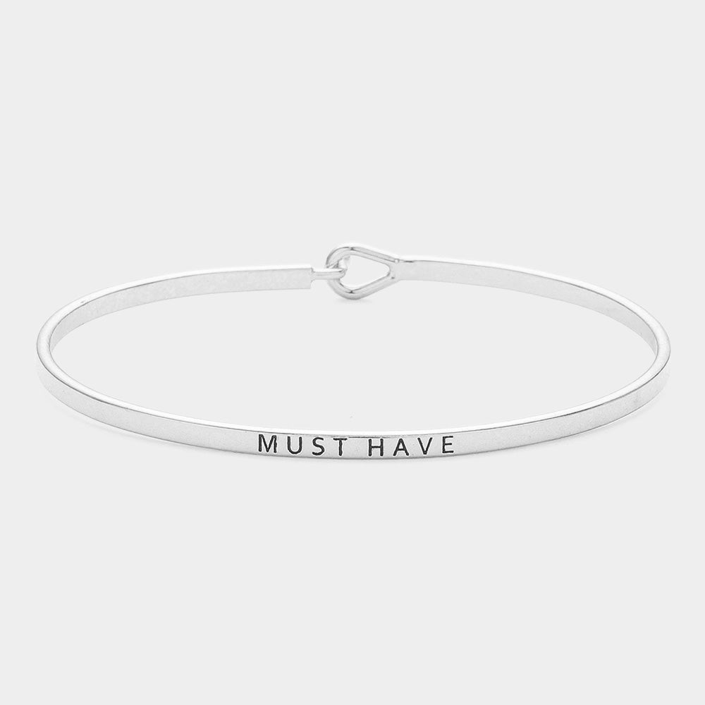 "Must have" thin metal hook bracelet