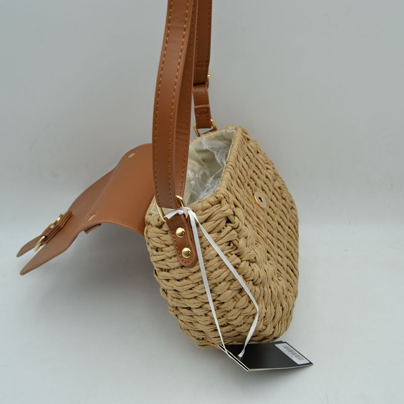 Chic Straw Woven Saddle Bag with Flap & Crossbody Strap