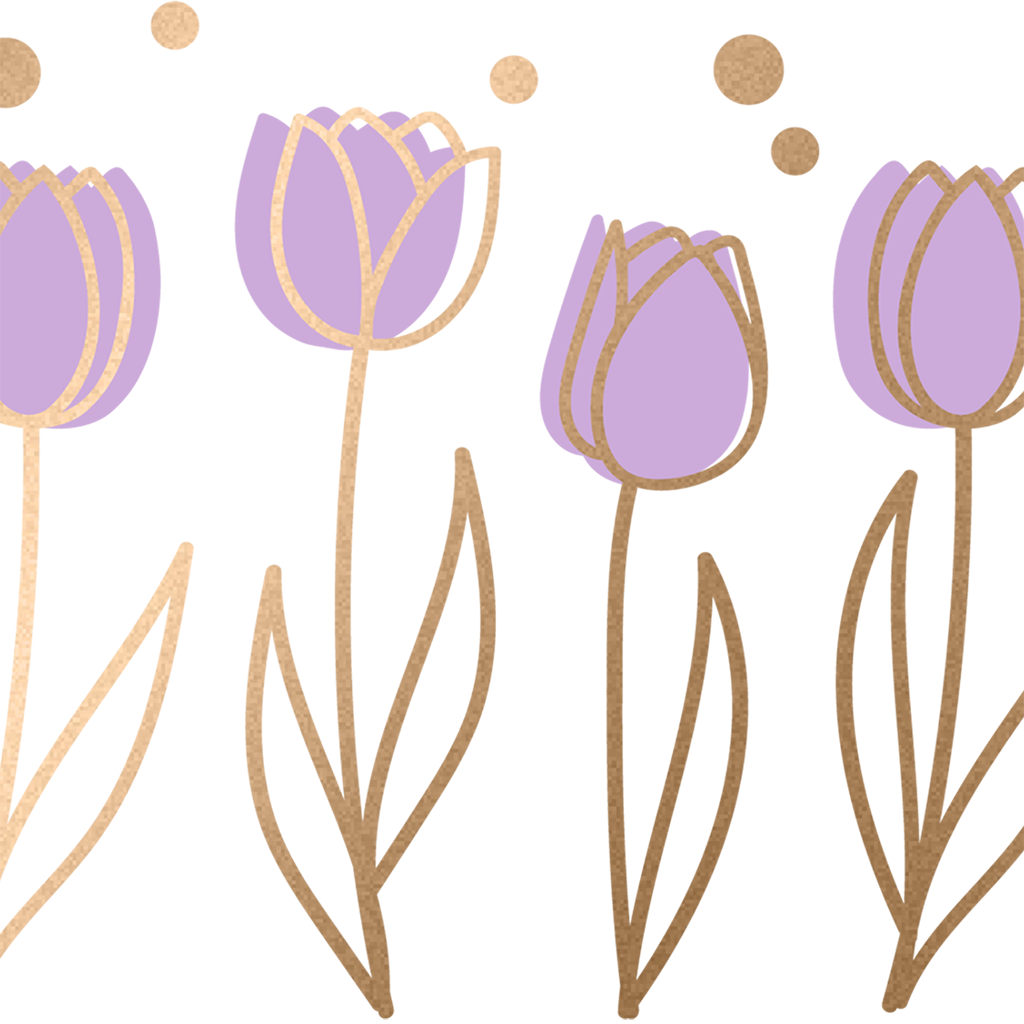 Vasos de cristal con tulipanes morados