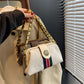 Women's Niche Retro Clip Color Matching Graceful Shoulder Bags