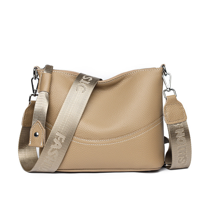 Women's Leather Large Capacity Fashionable Commuter Spring Shoulder Bags