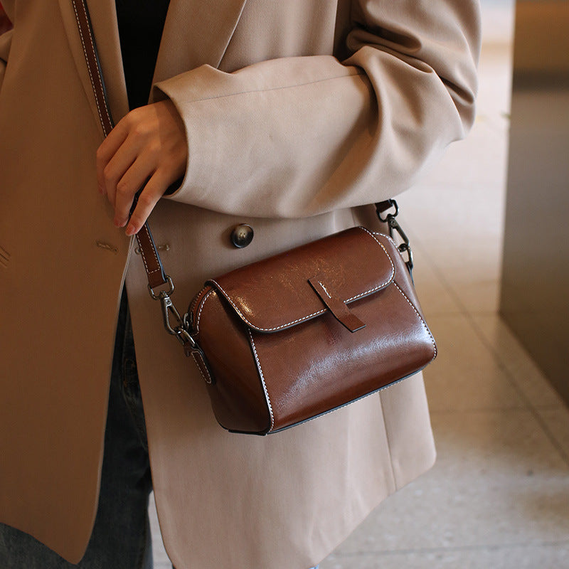 Women's Cowhide Fashionable Shell Niche Genuine Crossbody Bags
