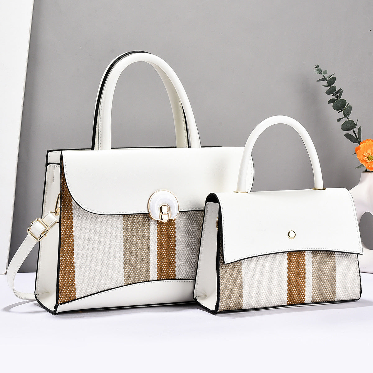 Women's Graceful Korean Style Fashionable Exquisite Big Handbags