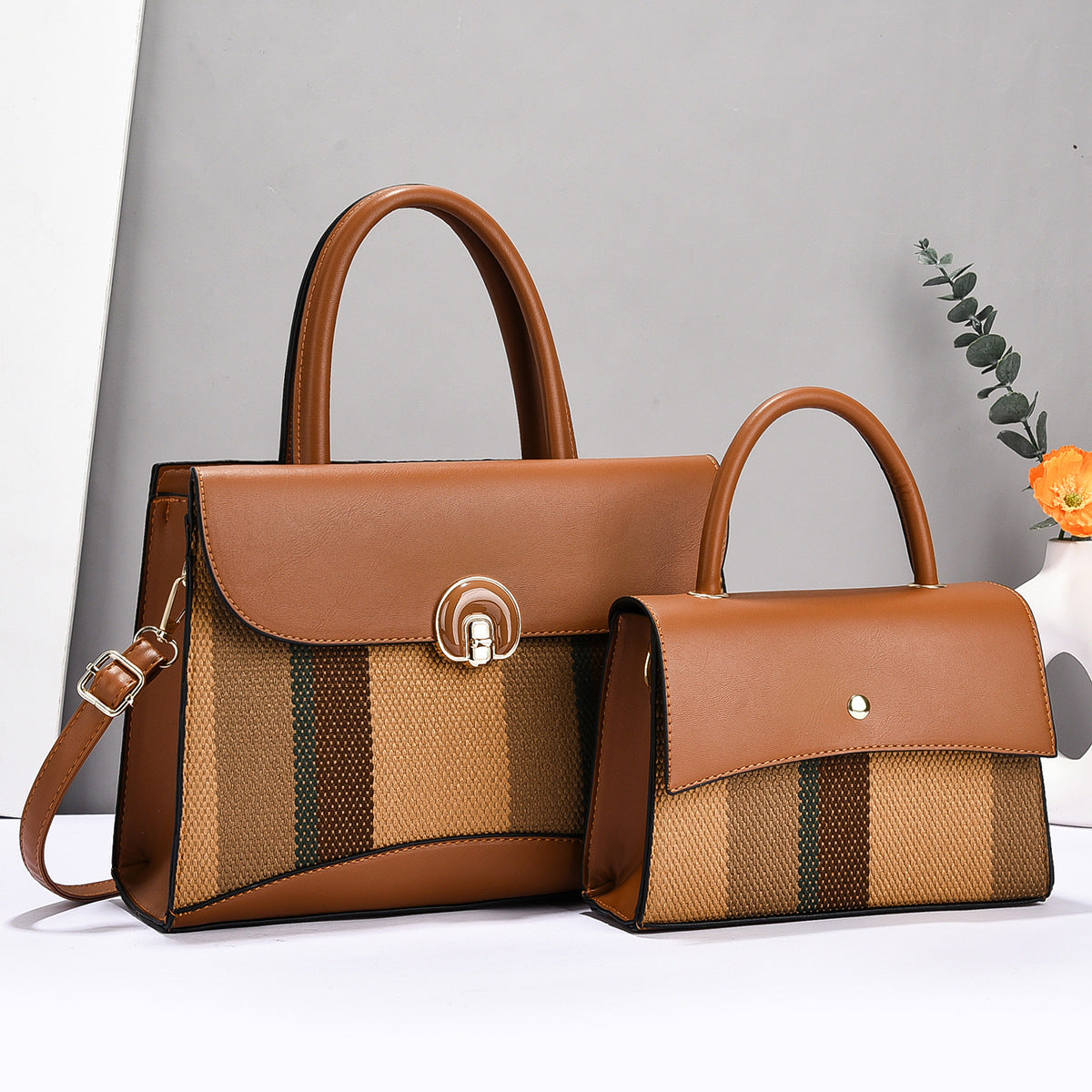 Women's Graceful Korean Style Fashionable Exquisite Big Handbags