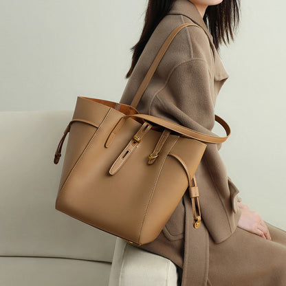 Women's Retro Genuine Leather Portable Large Capacity Shoulder Bags