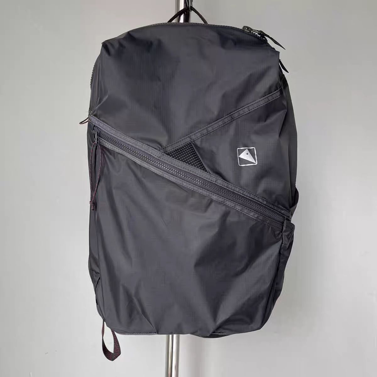Women's & Men's & Lightweight Hiking Climbing Carpetbag Backpacks