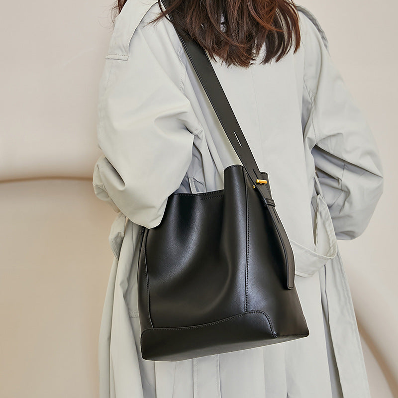 Women's Large Capacity Genuine Leather High-grade Fashion Shoulder Bags