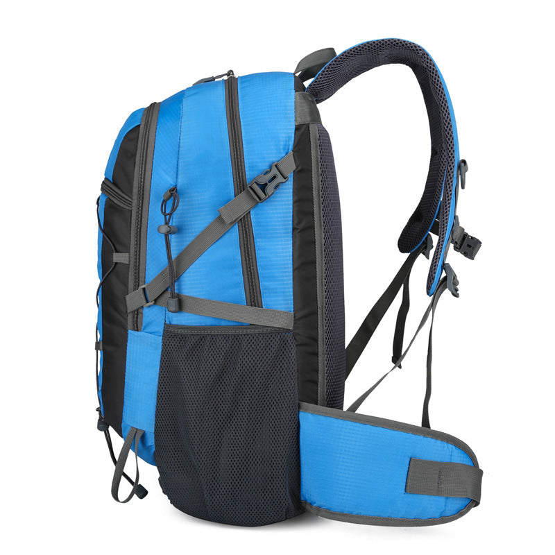 Fashion Large Capacity Light Walking Workout Travel Bags