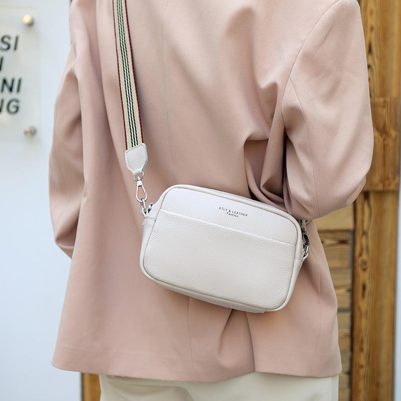 Women's Genuine Leather First Layer Cow Wide Strap Shoulder Bags