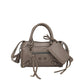Women's Sense Niche Retro Fashion Decorative Rivets Handbags