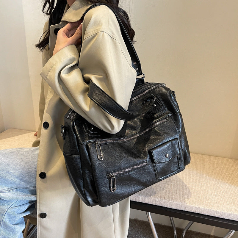 Women's Charming Fashion Retro Large Capacity Shoulder Bags
