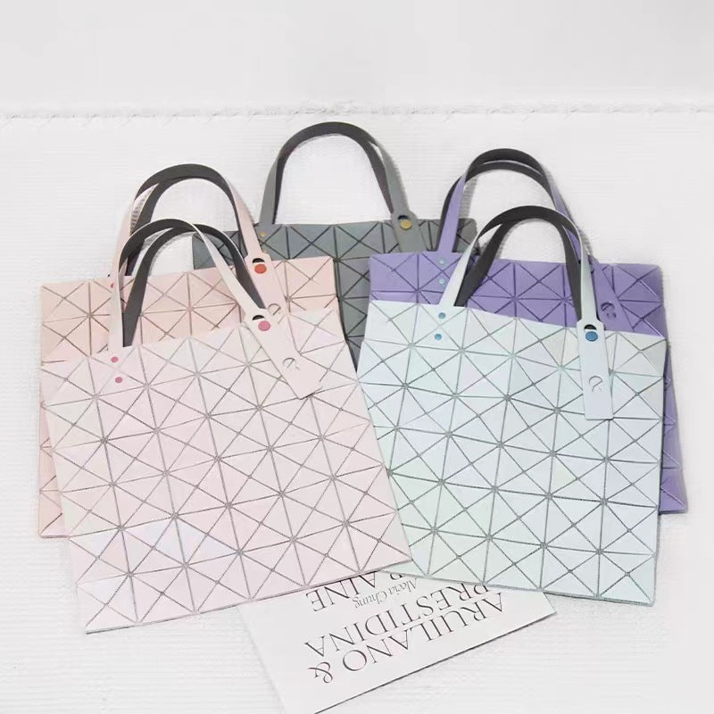 Women's Fashion Simple Rhombus Geometric Trend Stitching Shoulder Bags