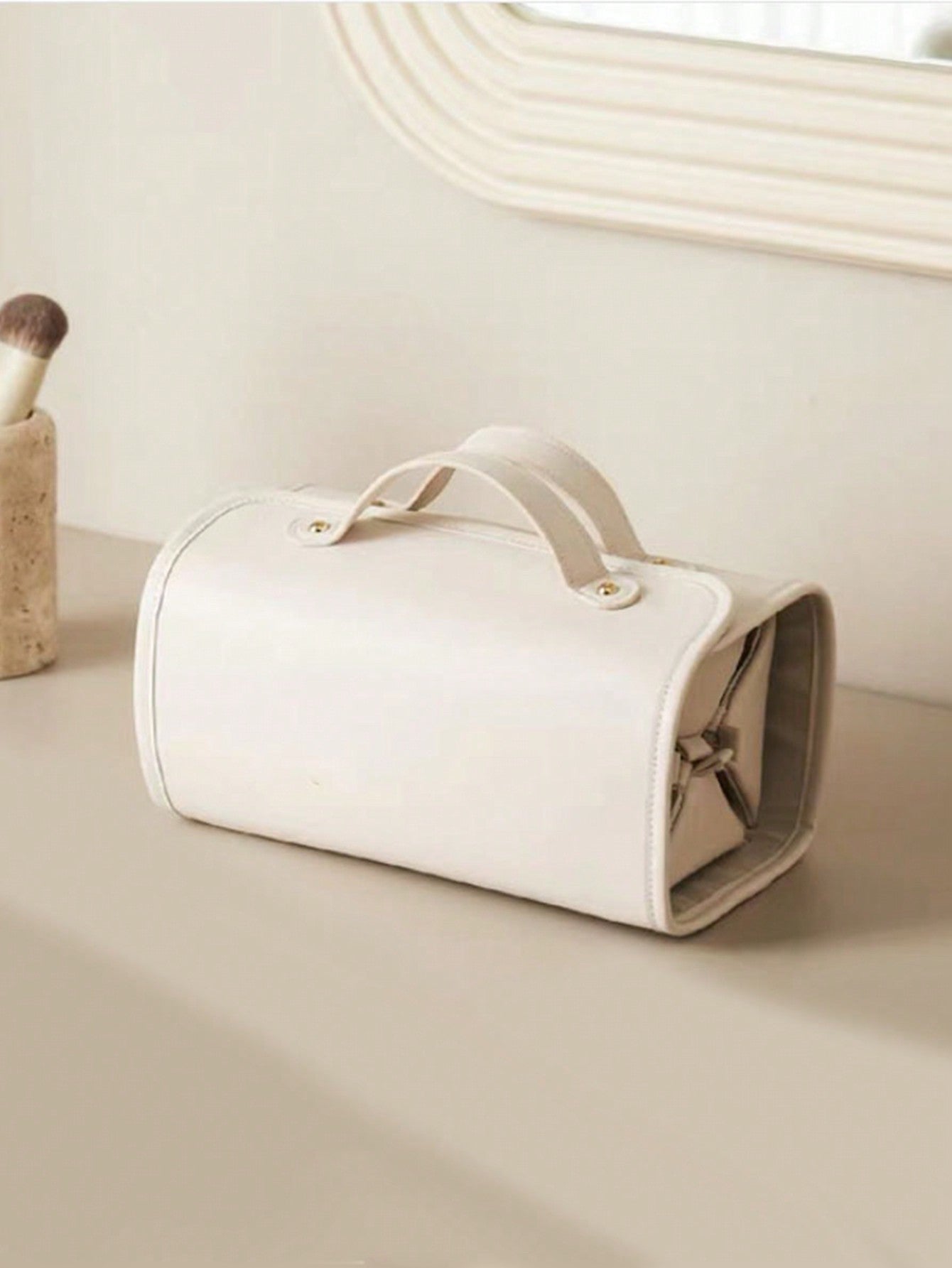 One Batch Portable Large Capacity High Cosmetic Bags