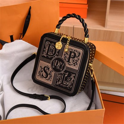 Women's Mild Luxury Retro Embroidered Portable Box Crossbody Bags