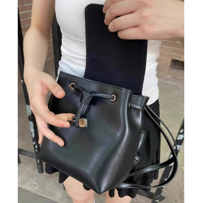 Graceful Durable Retro Brown Drawstring Texture Backpacks