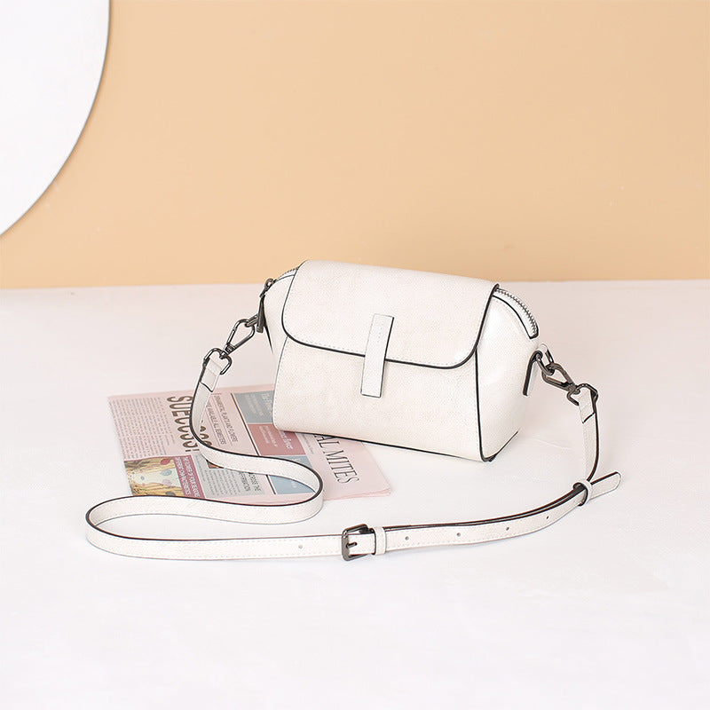 Women's Cowhide Fashionable Shell Niche Genuine Crossbody Bags